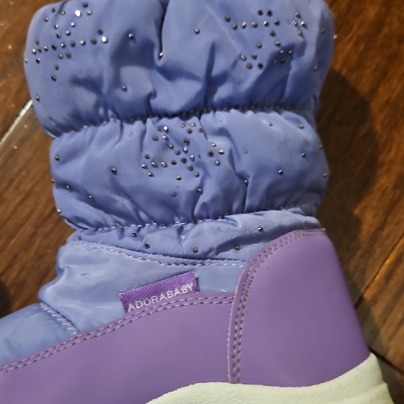 Adorababy Little Girls Snow Boots in Purple - Picture 3 of 9